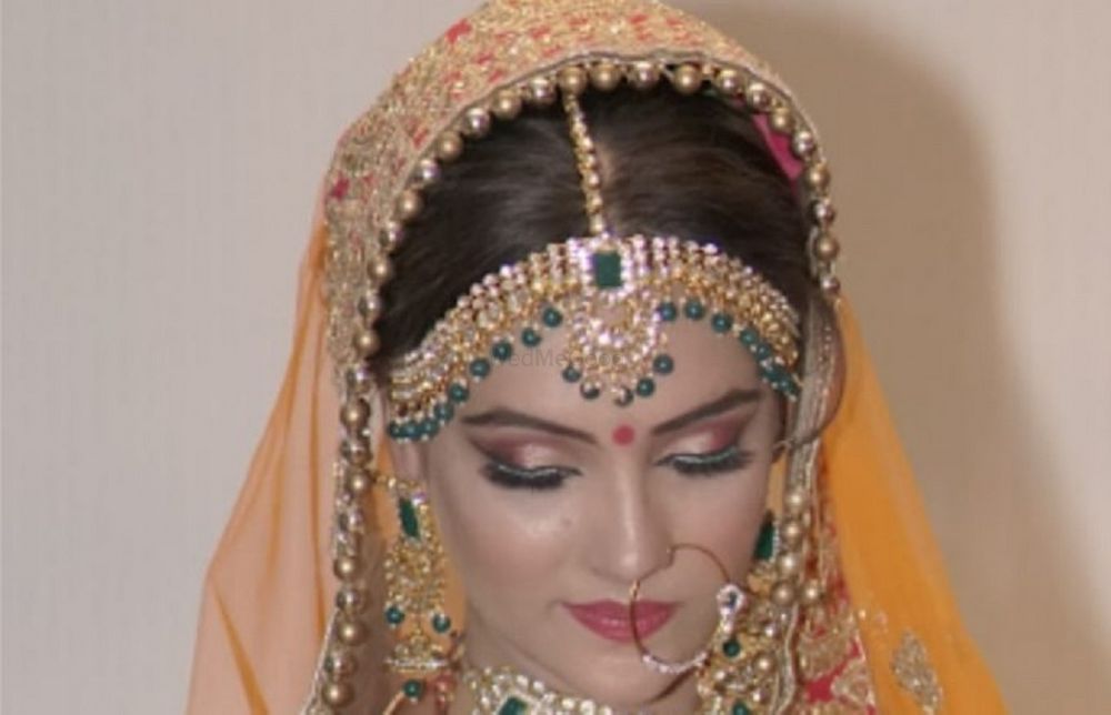 Makeup by Kavita Grover