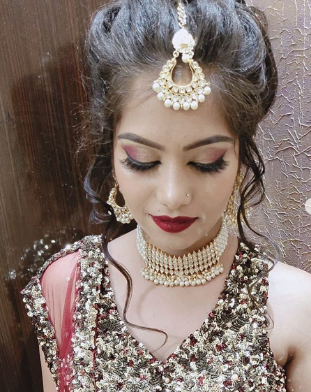 Photo By Alisha Makeovers - Bridal Makeup