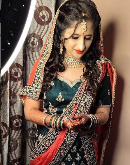 Photo By Alisha Makeovers - Bridal Makeup