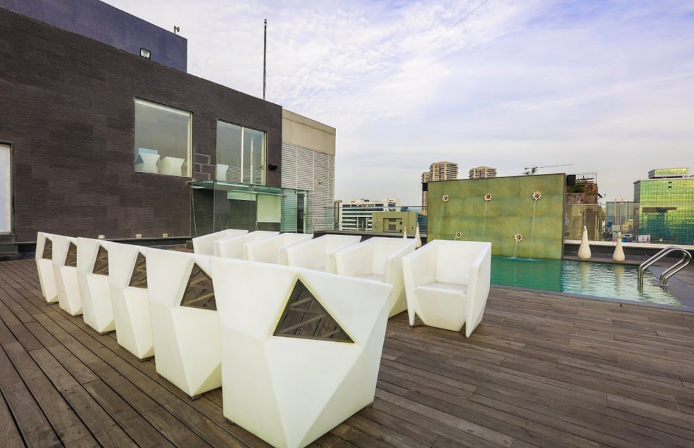 Photo By Otium Rooftop Lounge - Venues