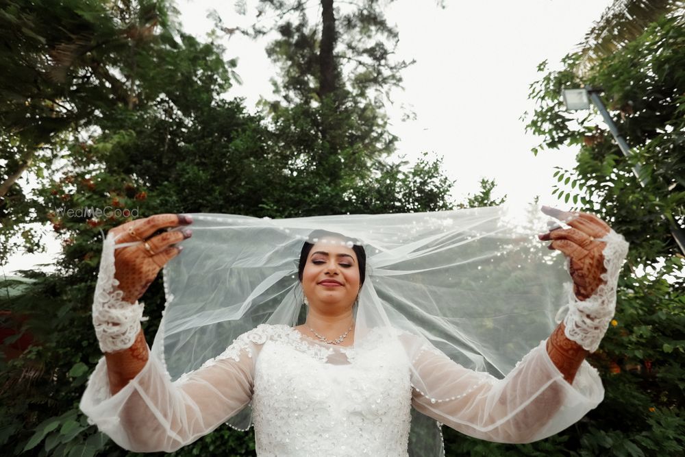 Photo By Memories by Shreyas - Photographers