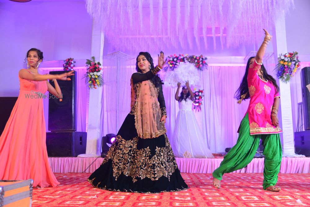 Photo By Playden - Sangeet Choreographer