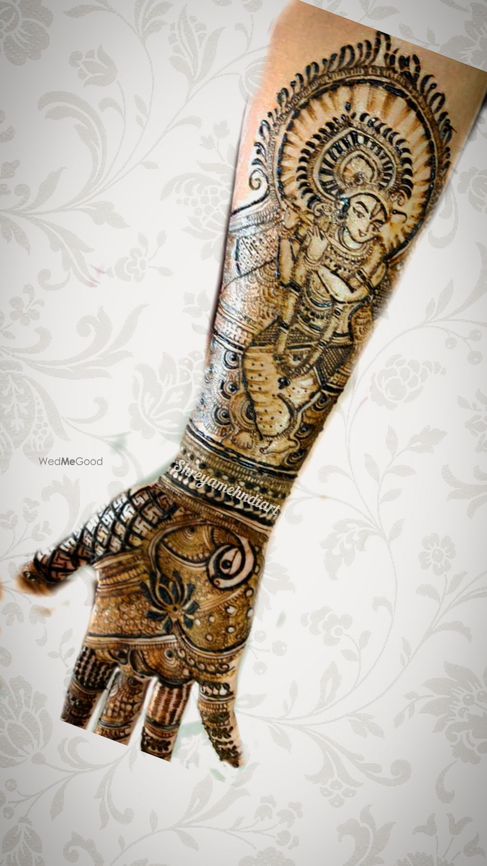 Photo By Design and Makeovers - Mehendi Artist