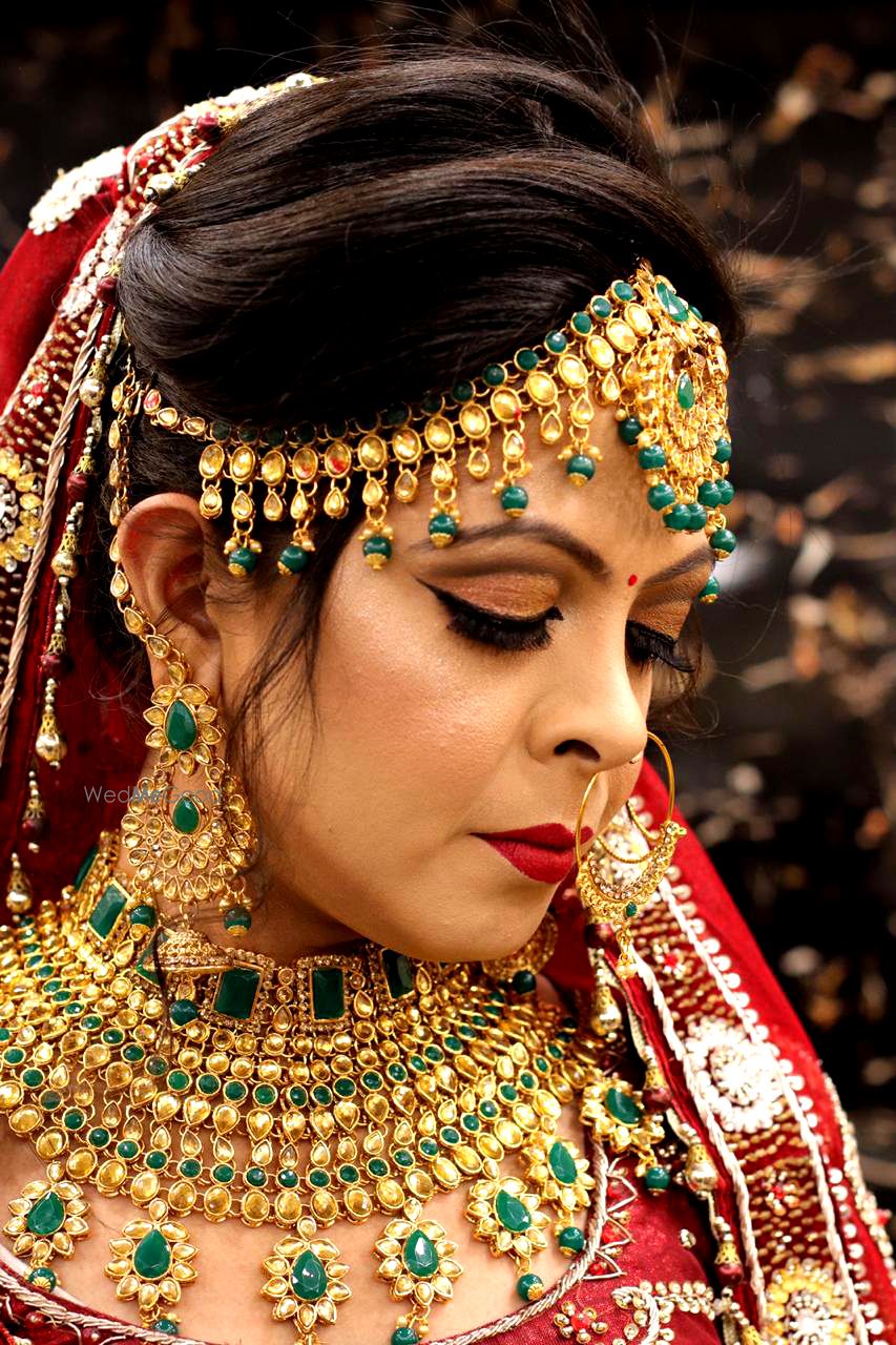 Photo By Avika Makeovers - Bridal Makeup