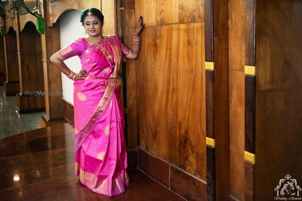 Photo From Bridal portraits and getting ready images - By Wedding Moments