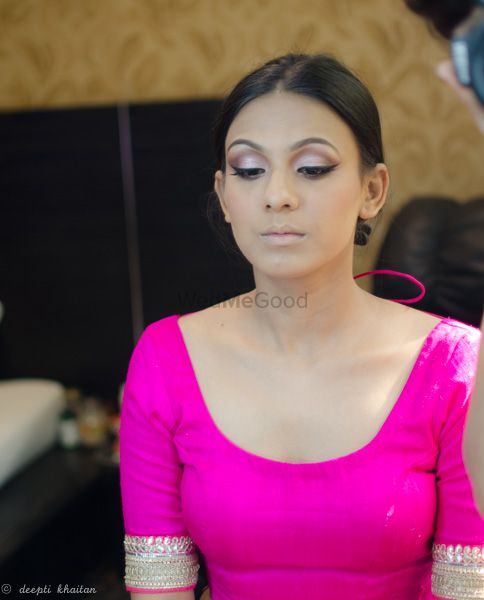 Photo From Mohini's Day Engagement - By Deepti Khaitan Makeup