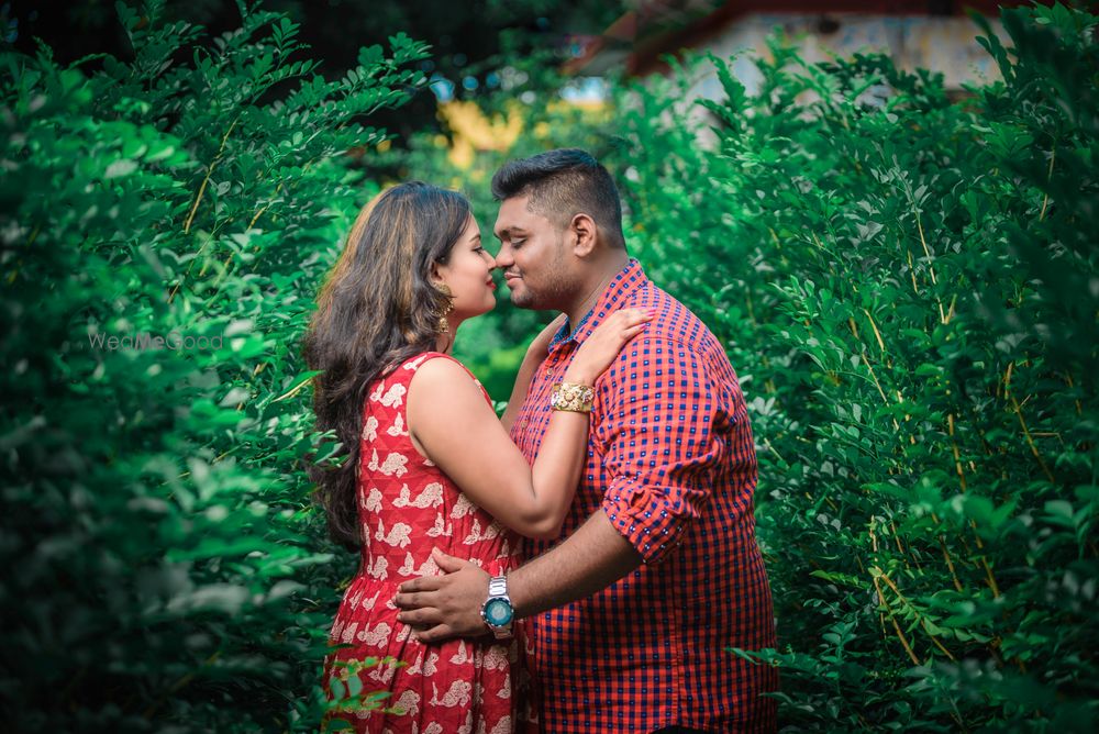 Photo From Pre-Wedding of Neelakhi & Raj - By Memories Designer