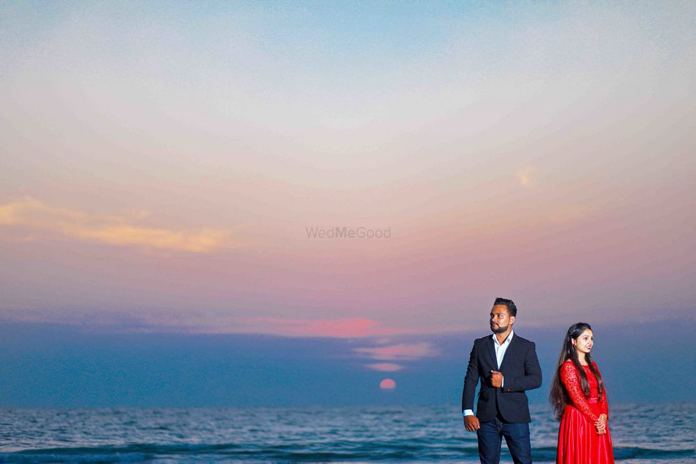 Photo From Pre-wedding (krupesh + pranaya) - By RudhNav Photography