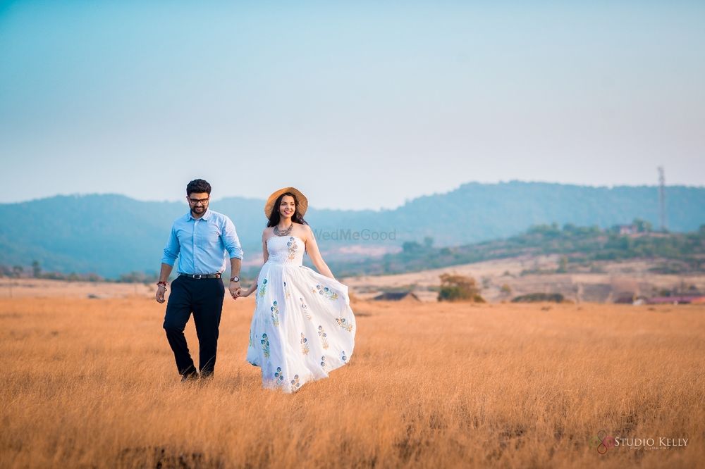 Photo From Sonakshi & Manas | Pre-wedding | Goa - By Studio Kelly Photography