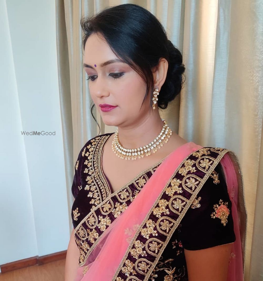 Photo From Bride's Sister - By Deepa Makeovers