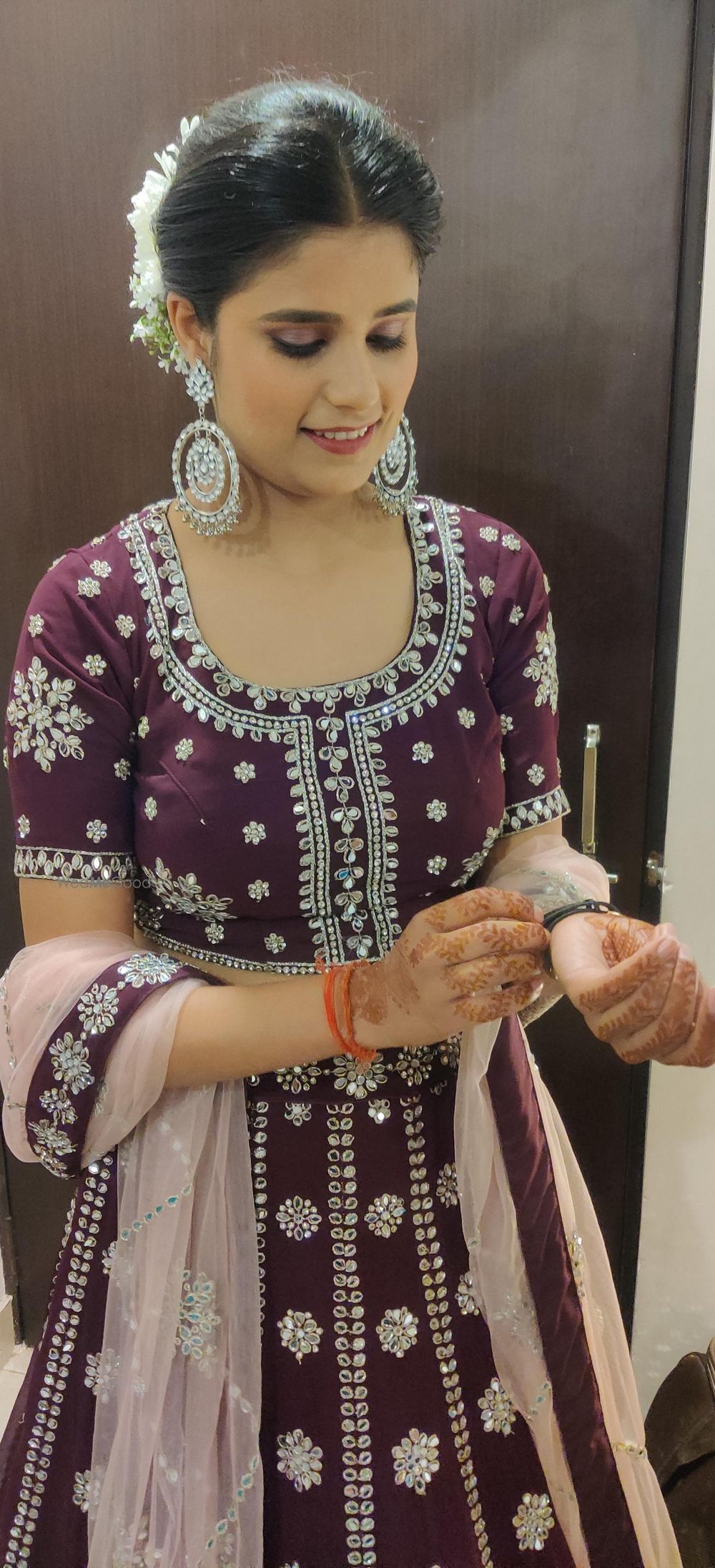 Photo From Bride's Sister - By Deepa Makeovers