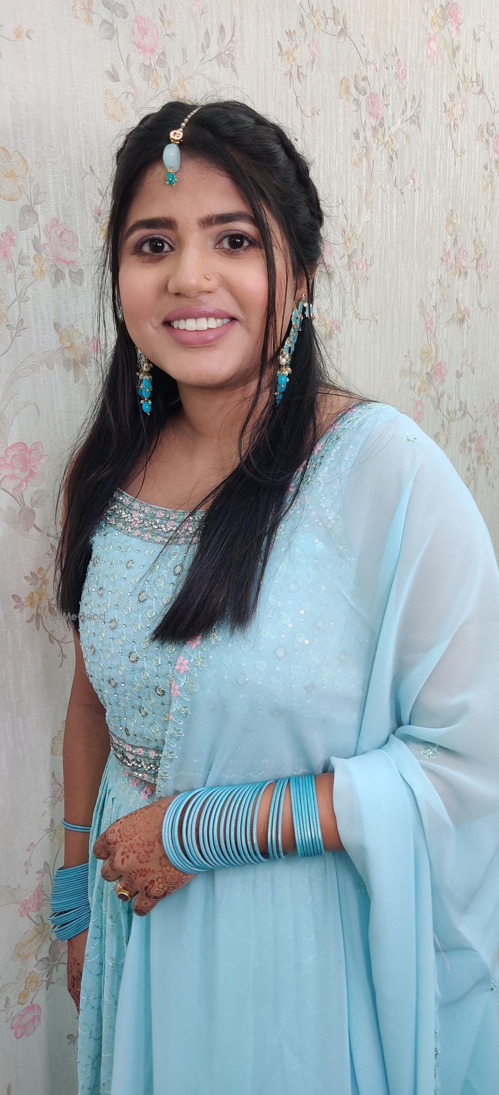 Photo From Bride's Sister - By Deepa Makeovers