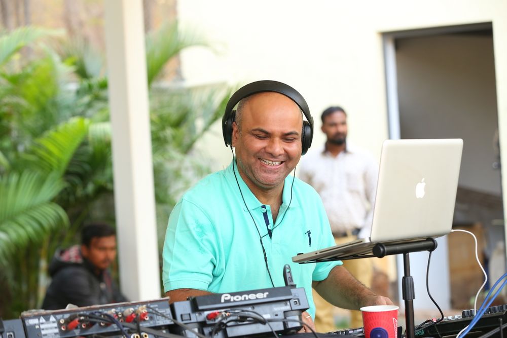 Photo From Pool party - By DJ Nainesh
