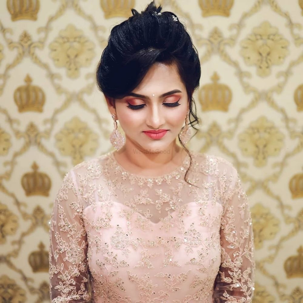 Photo From Sangeet Makeup - By Poonam Bridal Makeover