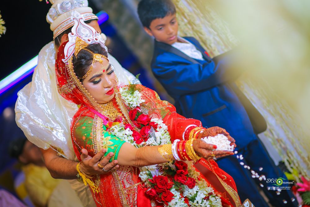 Photo From Kuntalika & saikat Pre wedding and wedding memories - By Moment of Photography