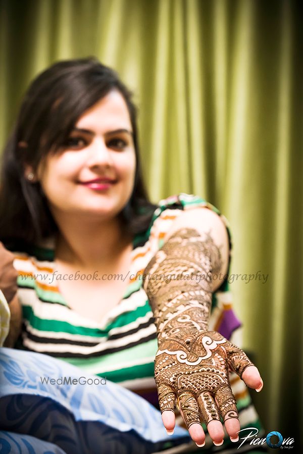 Photo From Mehandi - By Picnova