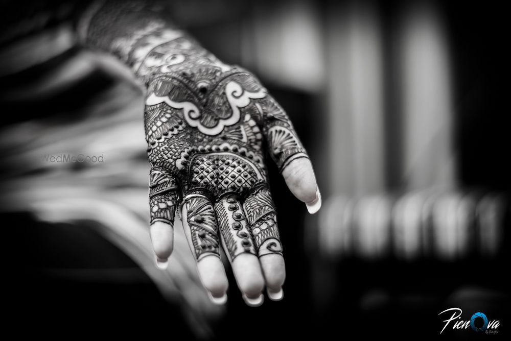 Photo From Mehandi - By Picnova