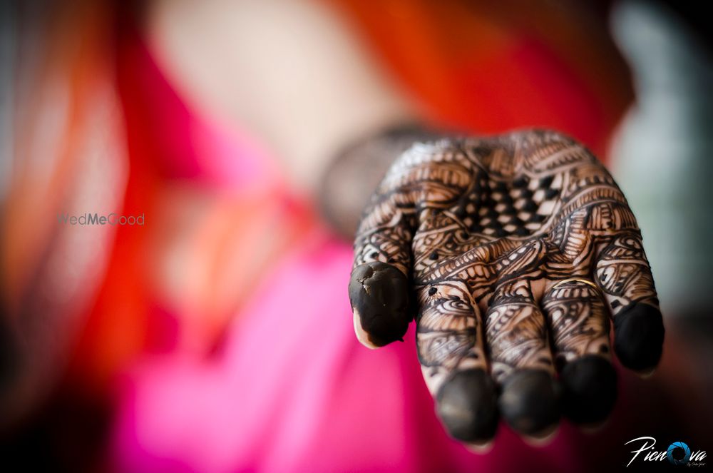 Photo From Mehandi - By Picnova