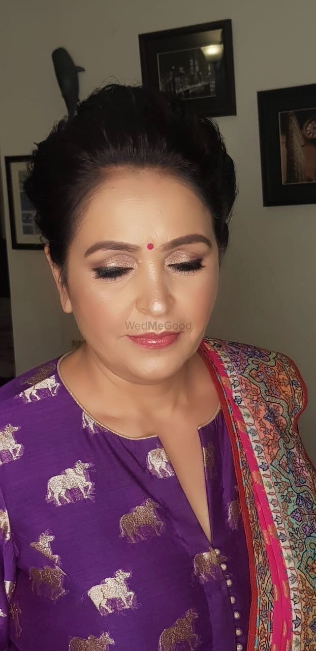 Photo From Celebrity/ influencers  - By Make Up By Itika Chugh 