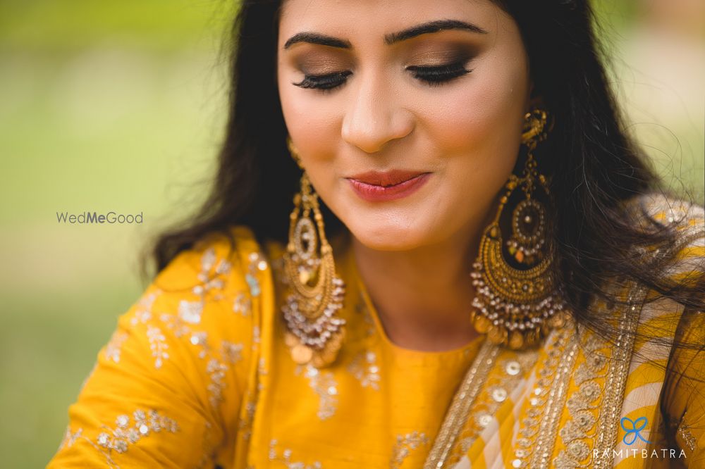 Photo From A true Sabyasachi bride-Smriti Gupta - By Priyanka Gogia Makeup