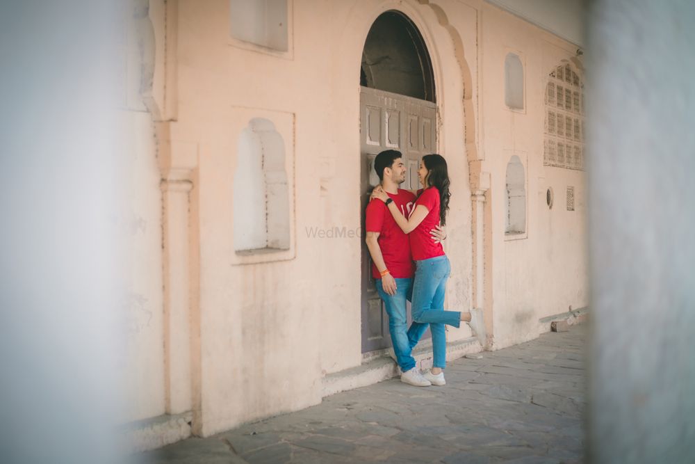 Photo From Pre Wed - City Streets - By Nikhil Soni Photography