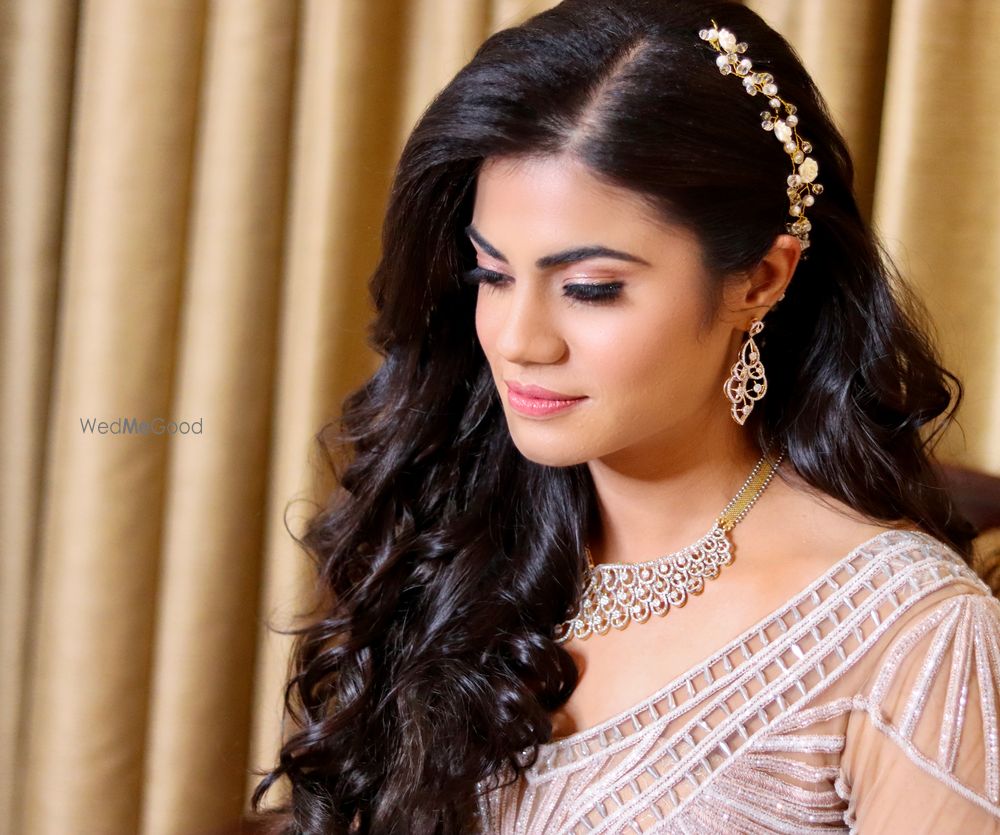 Photo From Engagement Look - By Kavitaseth Artistry