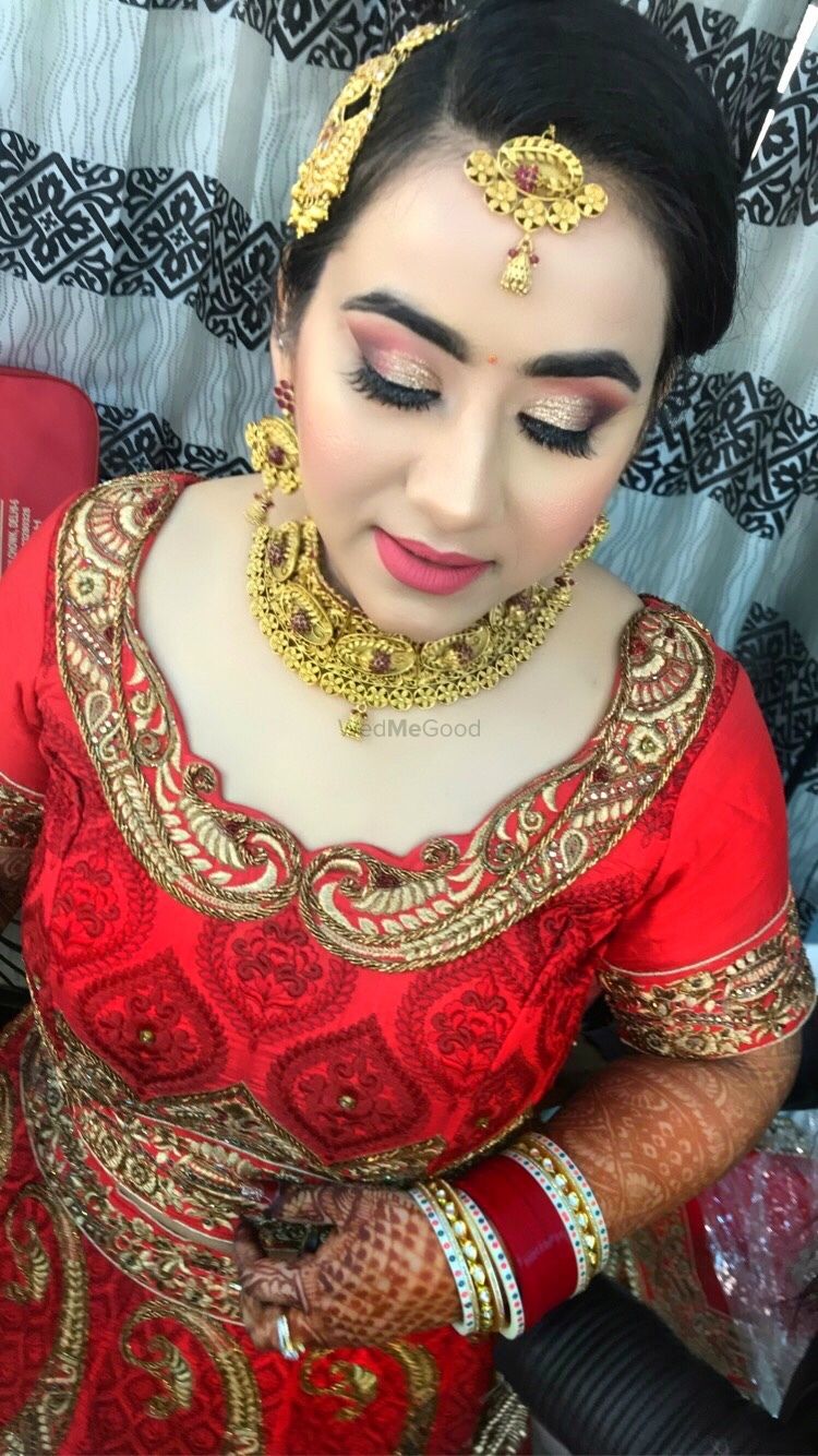 Photo From Manpreet wedding - By Priyankaa Chawla Makeovers