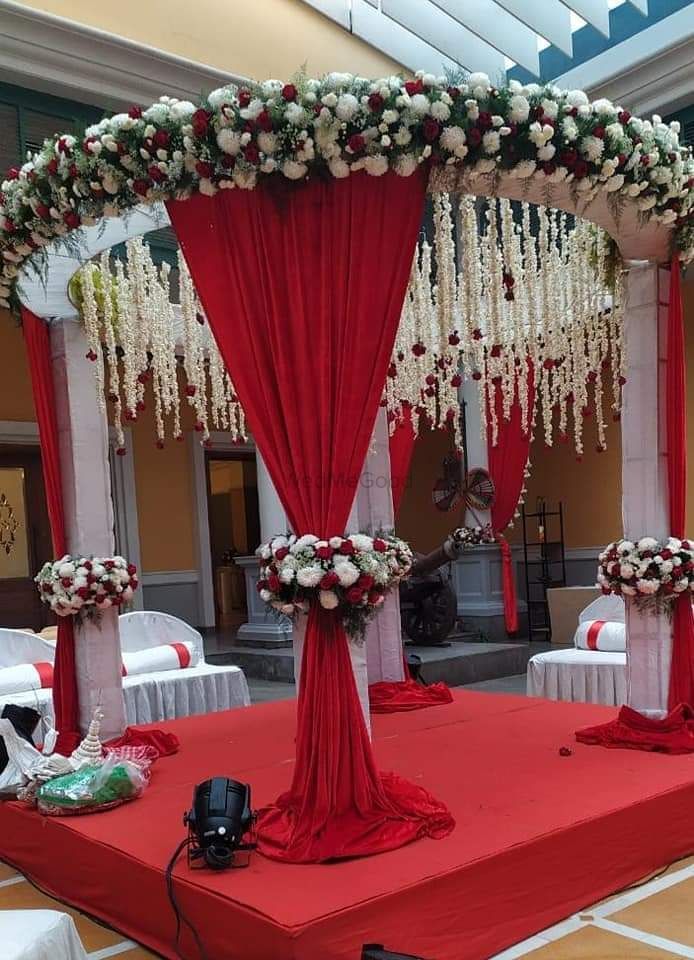 Photo From Red and Golden theme - By Huma Siddiqui  decoration  & event Planners