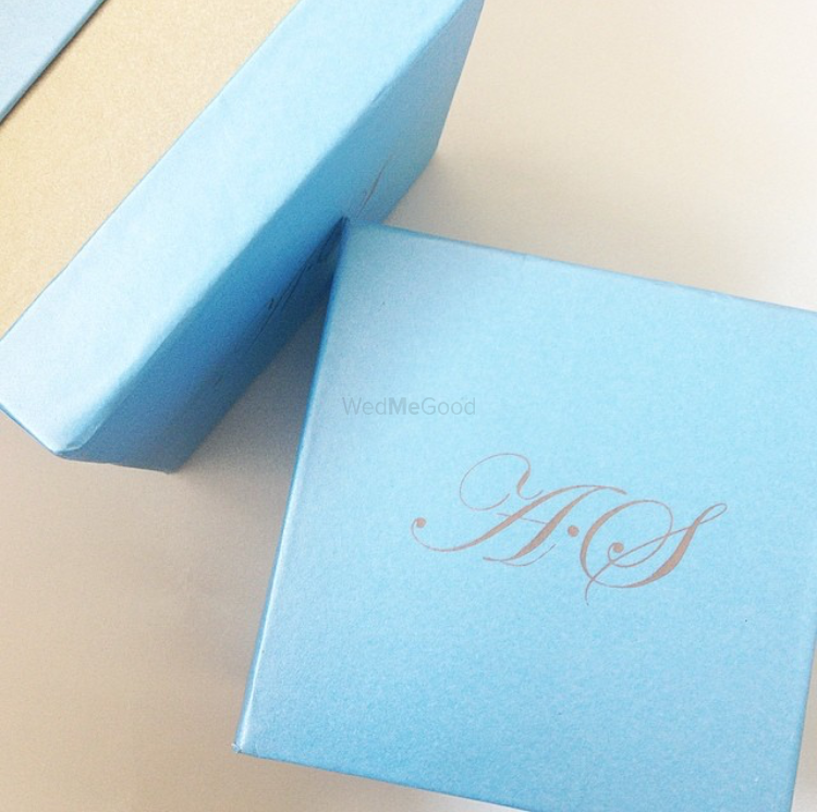 Photo of Tiffany blue boxes