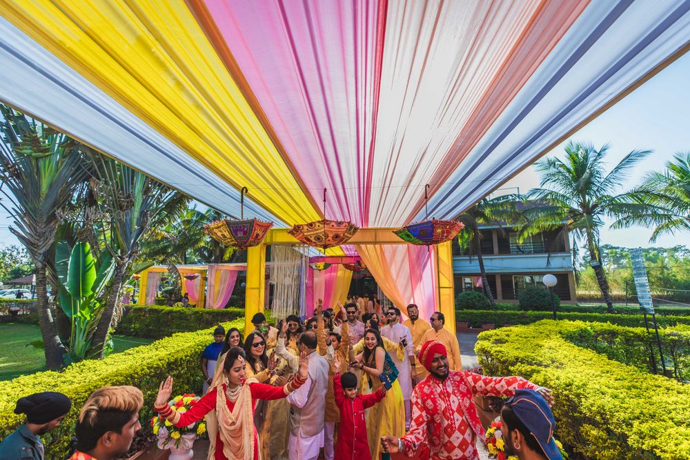 Photo From Aishwarya & Himanshu Wedding - By Vixels Media