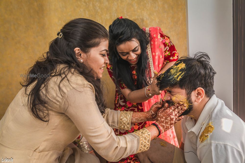 Photo From Shubh & Ruchita Wedding  - By Vixels Media