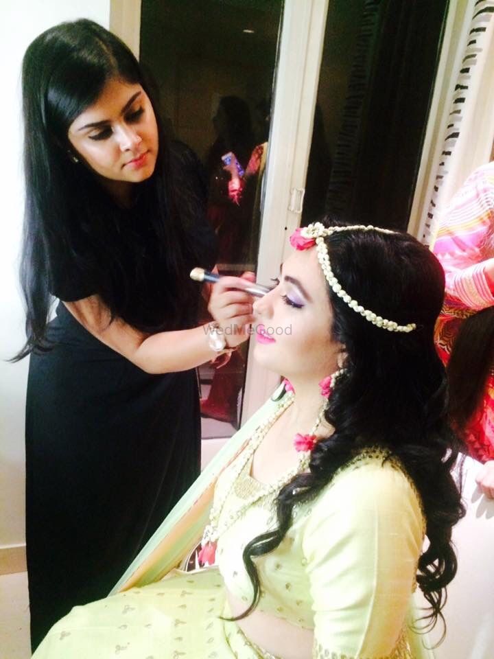 Photo From Swati's  Cocktail/Mahendi - By Astha Khanna - Makeup Artist