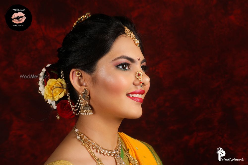 Photo From Maharashtrian Bridal Look - By Pankti Jadia Makeovers