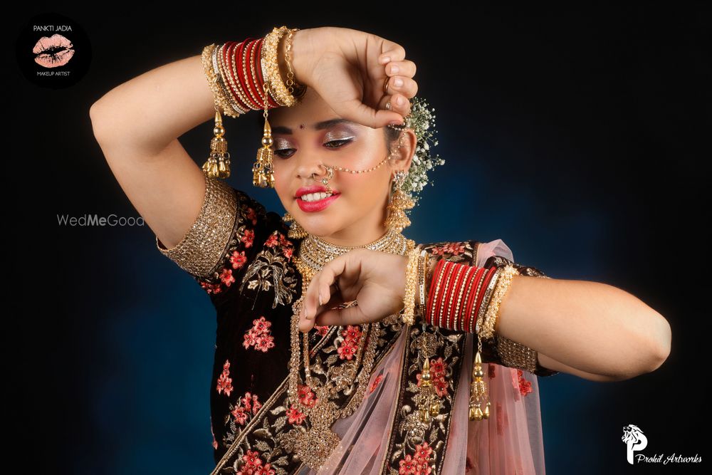 Photo From Marwadi Bridal Look - By Pankti Jadia Makeovers