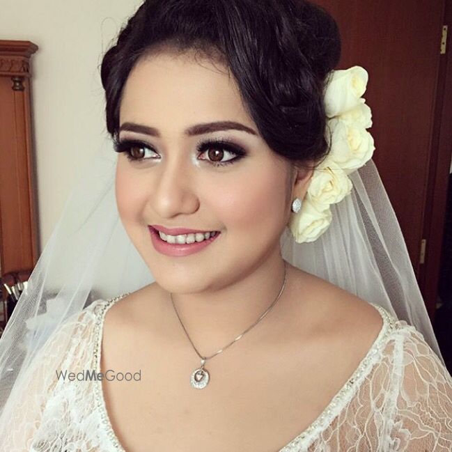 Photo From catholic bride - By Mumbaimakeupartist by Kisha