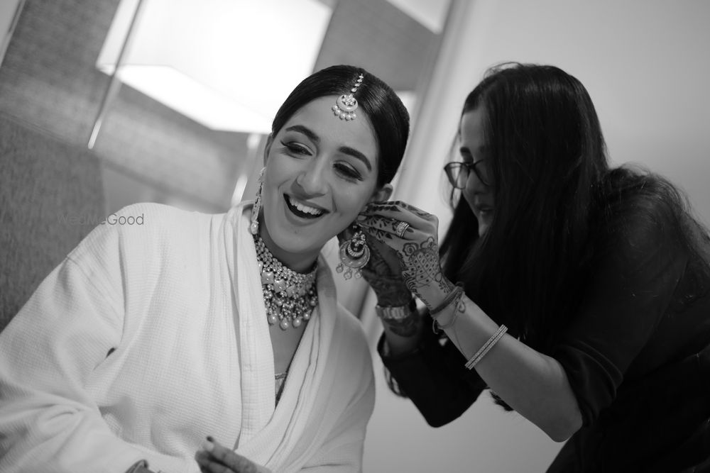 Photo From Bridal makeup - By Makeup by Hooda