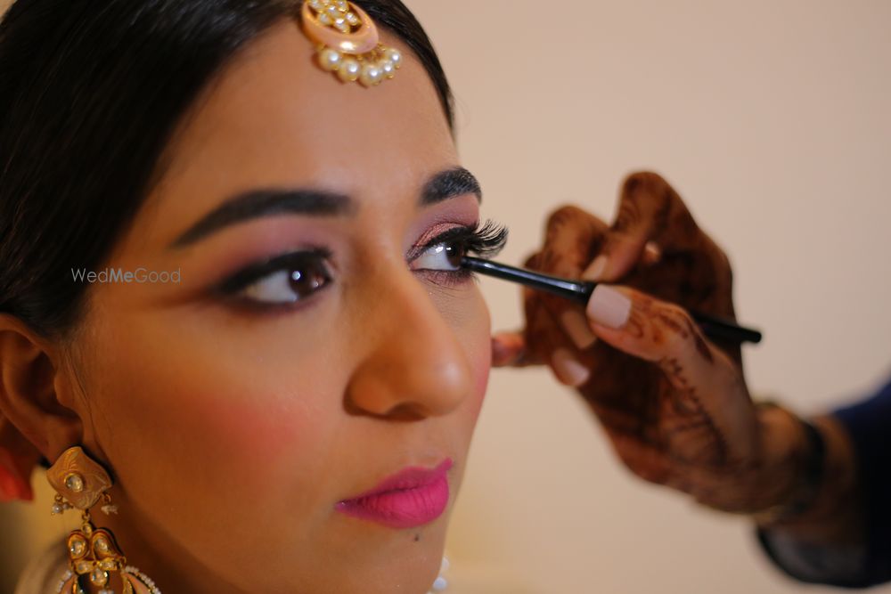 Photo From Bridal makeup - By Makeup by Hooda