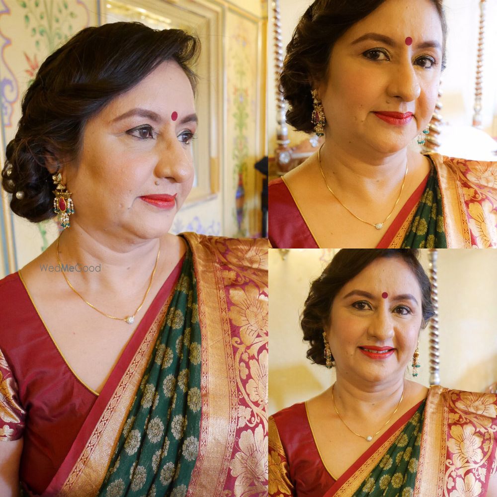 Photo From mothers of bride makeup look - By Mumbaimakeupartist by Kisha