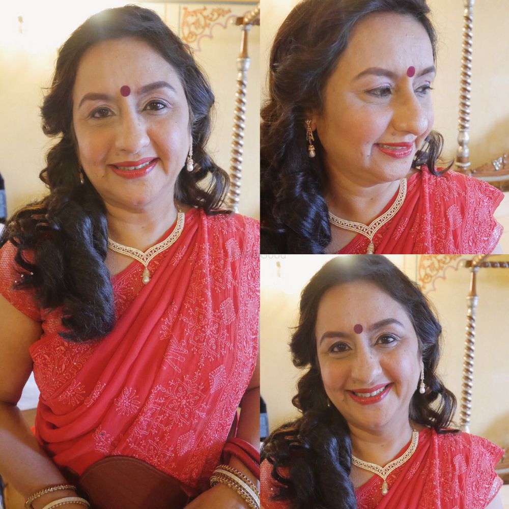 Photo From mothers of bride makeup look - By Mumbaimakeupartist by Kisha