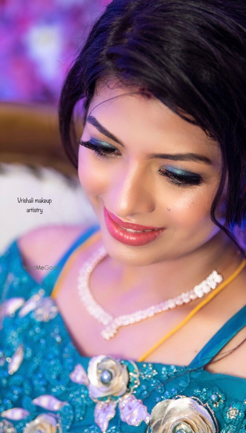 Photo From Reception look - By Vrishali Makeup Artistry