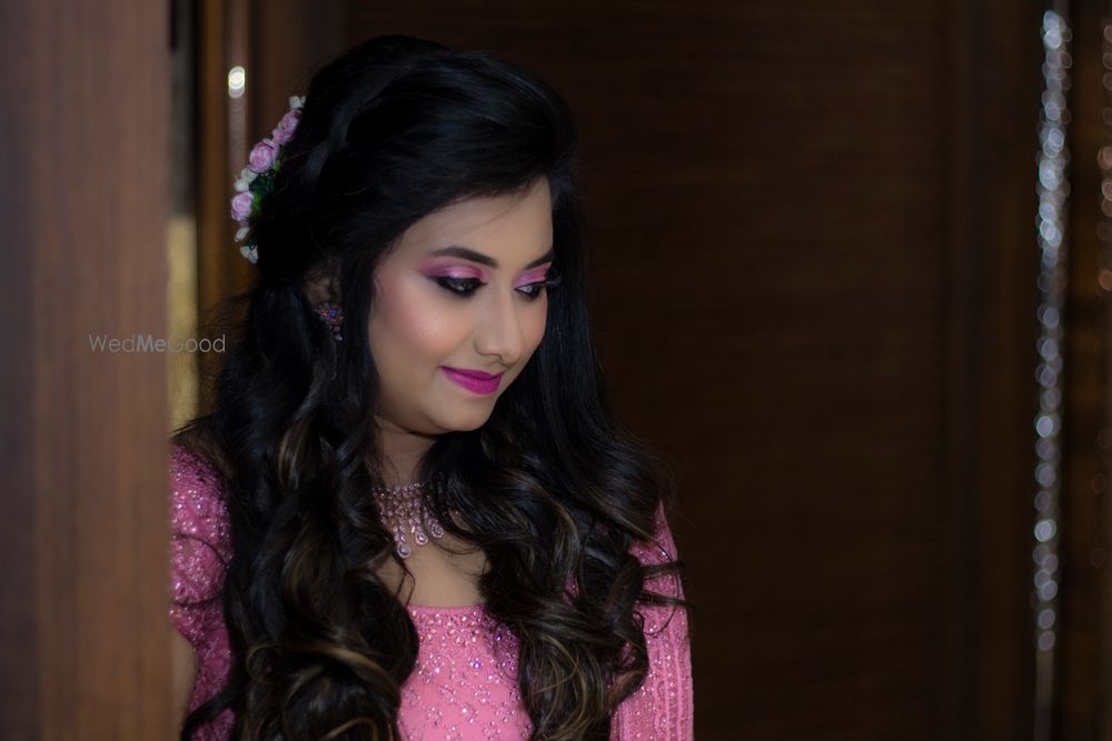 Photo From Vasanta Nair Engagement  - By Mayuree Hair & Skin Studio