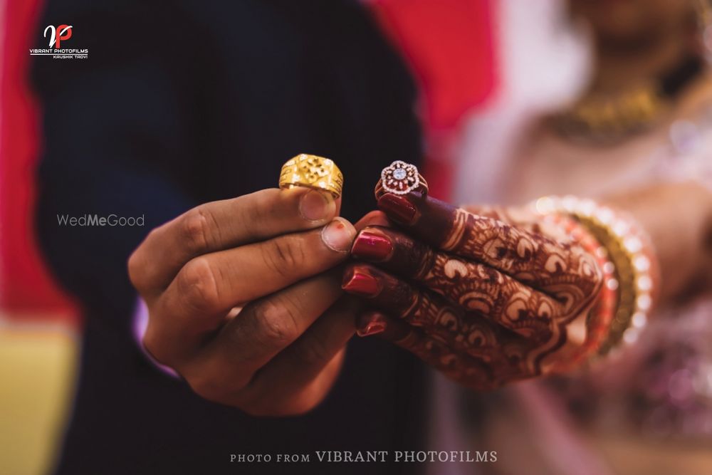 Photo From Engagement photography - By Vibrant Photofilms