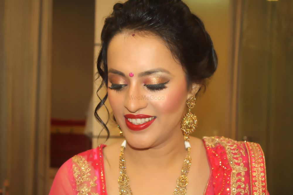 Photo From Makeups that don't look made up !  - By Makeup by Sundri