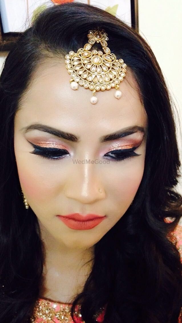 Photo From Makeups that don't look made up !  - By Makeup by Sundri