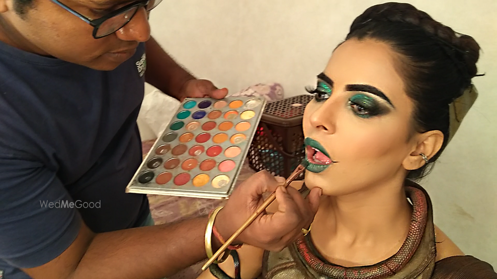 Photo From Celebrity Artists Makeup by RJ Makeover - By RJ Makeover