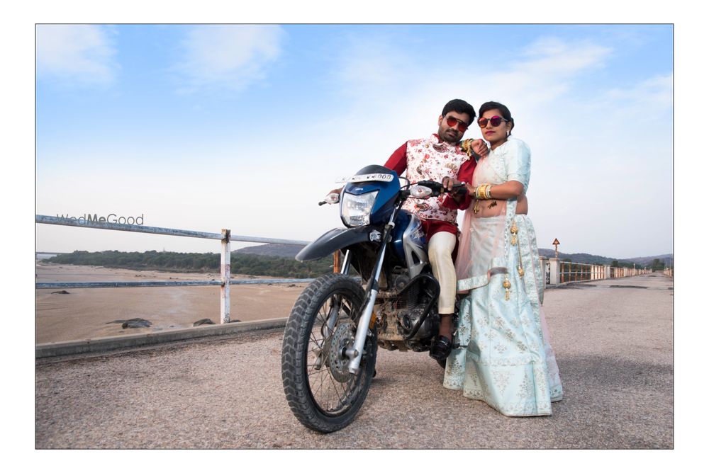 Photo From pre-wedding - By Satish Photography