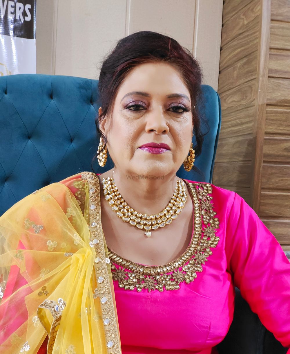 Photo From Hd party makeup mature skin. - By Heena Batra Makeovers