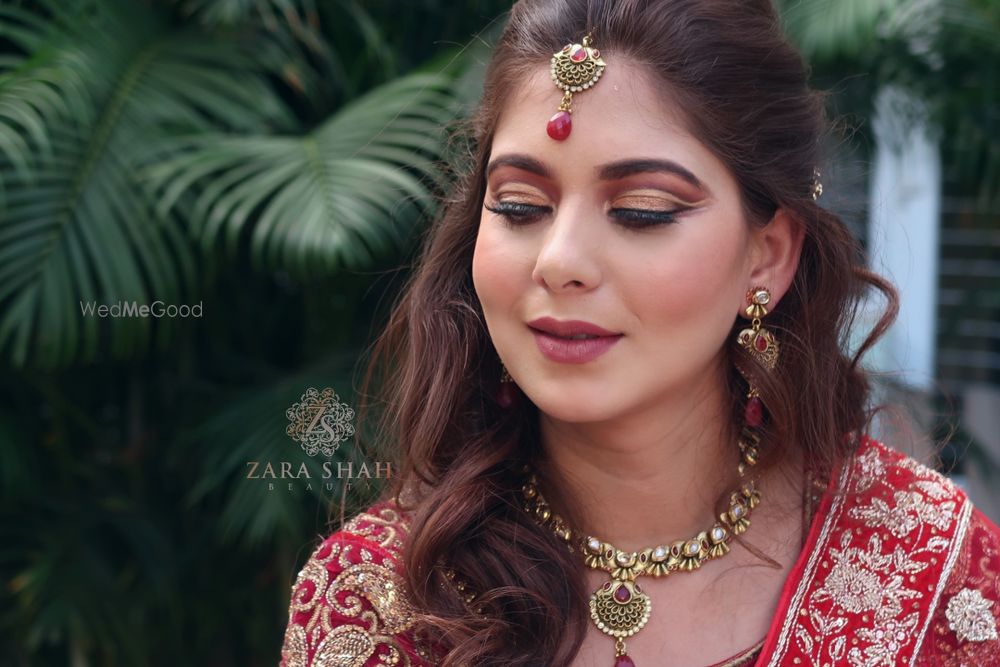 Photo From Traditional Red Bride with Nude lips - By Zara Shah Beauty