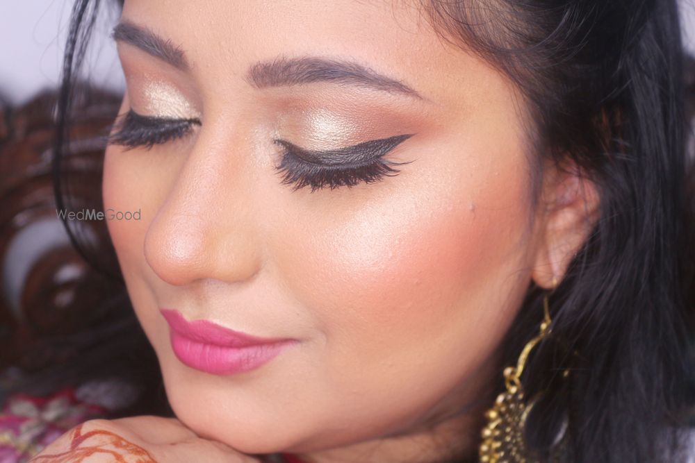 Photo From soft makeup look - By Get Sparkled by Aenaz Khan 