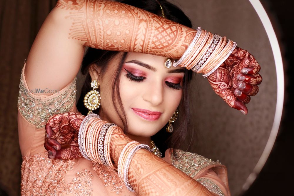 Photo From Gaytri Engagement  - By Mayuree Hair & Skin Studio